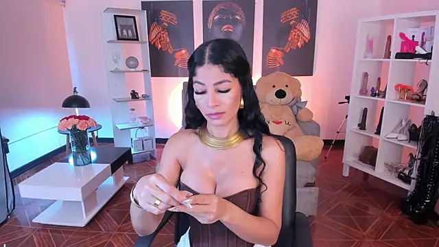 Snapshot of saralife chatting on 11/12/25, 11:10 saralife online show from 11/12/25, 11:10