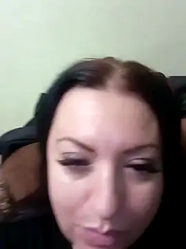 Veronica-Celie online show from 12/24/24, 10:28