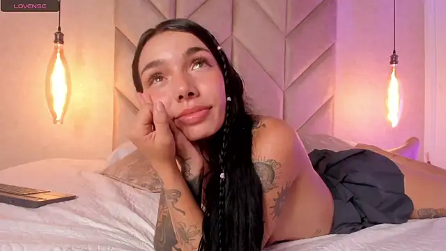 Mollymoon1 online show from 01/10/25, 10:46