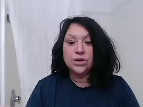 AlyssiaAmoreXO online show from 01/04/25, 05:58