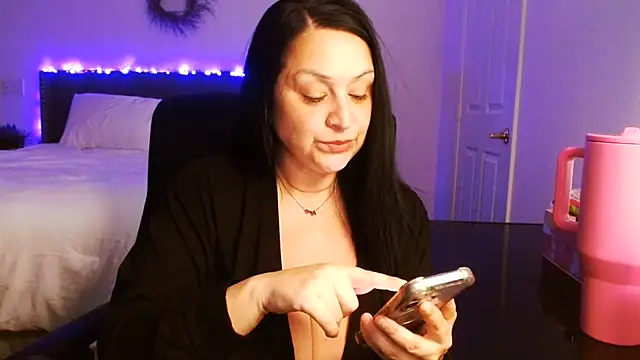 Snapshot of AlyssiaAmoreXO chatting on 07/31/26, 09:14 AlyssiaAmoreXO online show from 07/31/26, 09:14