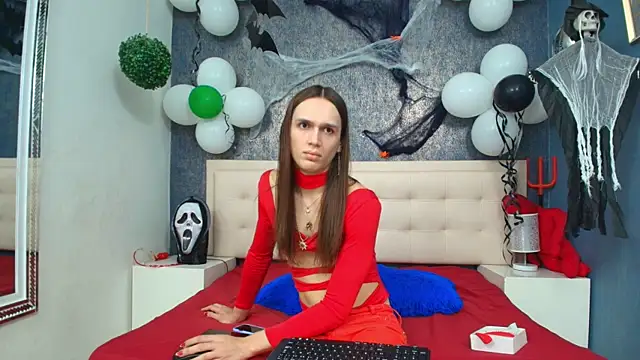 Celestial Queen  online show from 10/31/25, 02:18