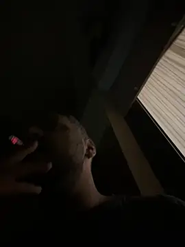 Snapshot of Dikkiduohottt chatting on 02/07/25, 03:12 Dikkiduohottt online show from 02/07/25, 03:12