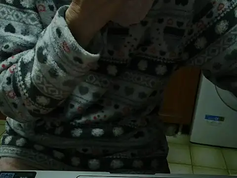 VeneRed online show from 02/08/26, 05:16