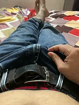 desiduzz21 online show from 08/03/26, 04:33