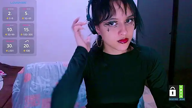 Snapshot of lizeth_darks chatting on 02/16/25, 02:10 lizeth darks online show from 02/16/25, 02:10