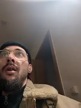 Snapshot of casualtimepassenger chatting on 03/01/25, 03:53 casualtimepassenger online show from 03/01/25, 03:53