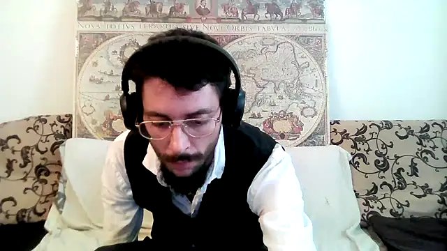 Snapshot of casualtimepassenger chatting on 03/03/25, 03:42 casualtimepassenger online show from 03/03/25, 03:42