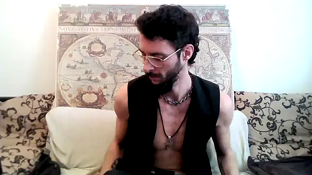 Snapshot of casualtimepassenger chatting on 03/16/25, 10:22 casualtimepassenger online show from 03/16/25, 10:22