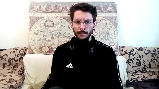 Snapshot of casualtimepassenger chatting on 03/16/25, 02:00 casualtimepassenger online show from 03/16/25, 02:00