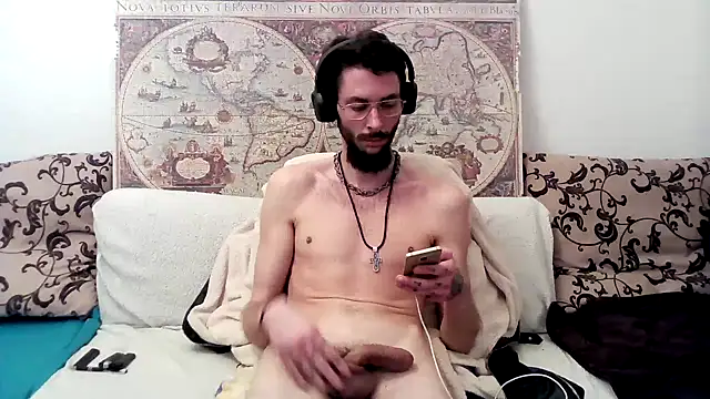 Snapshot of casualtimepassenger chatting on 03/18/25, 03:53 casualtimepassenger online show from 03/18/25, 03:53