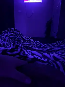 Fenix1002 online show from 04/08/26, 04:12