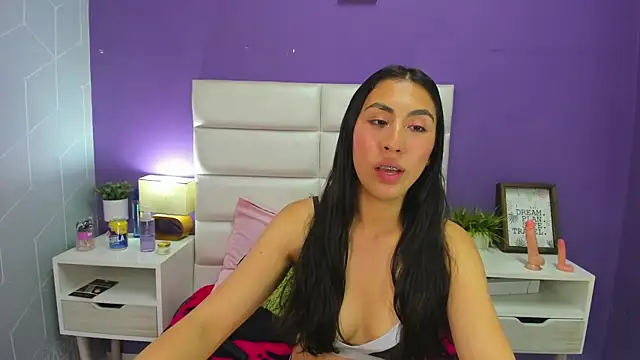 Sophia abad7 online show from 03/04/25, 12:07