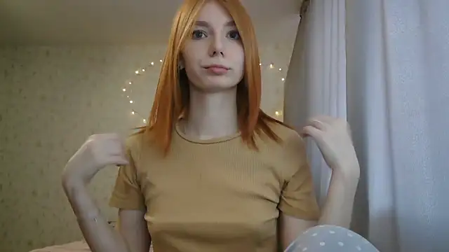 Snapshot of KateBunny chatting on 02/19/25, 12:11 KateBunny online show from 02/19/25, 12:11