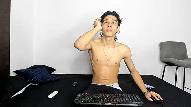 evanscollins online show from 12/18/25, 10:27