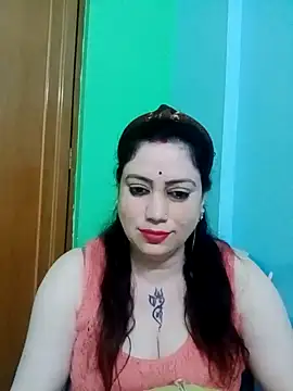 Snapshot of Raja_Ranii chatting on 12/17/24, 01:49 Raja Ranii online show from 12/17/24, 01:49