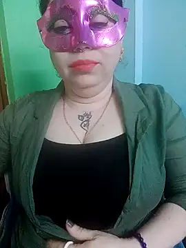 Snapshot of Raja_Ranii chatting on 01/22/25, 10:07 Raja Ranii online show from 01/22/25, 10:07