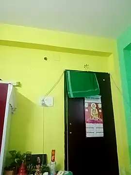 Snapshot of Raja_Ranii chatting on 02/06/25, 01:43 Raja Ranii online show from 02/06/25, 01:43