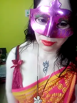 Snapshot of Raja_Ranii chatting on 02/16/25, 07:15 Raja Ranii online show from 02/16/25, 07:15