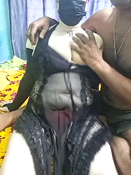 Snapshot of Raja_Ranii chatting on 11/02/25, 03:20 Raja Ranii online show from 11/02/25, 03:20