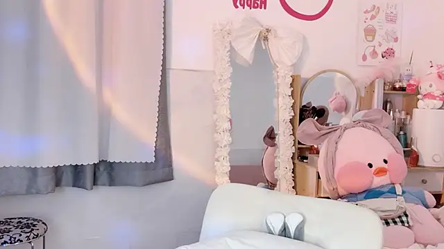 Carly 1 online show from 12/04/24, 10:57