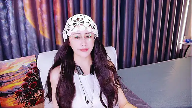 Snapshot of Daisy7_11 chatting on 09/17/25, 07:10 Daisy7 11 online show from 09/17/25, 07:10