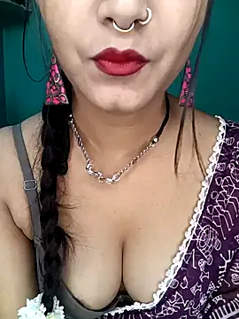 Diamond queeen online show from 12/20/24, 08:12