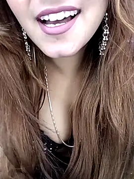 Diamond queeen online show from 11/08/25, 07:56