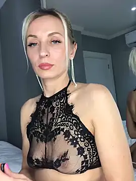 Diamond Bunny  online show from 02/26/25, 08:44