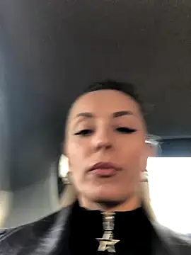 Diamond Bunny  online show from 11/05/25, 01:55