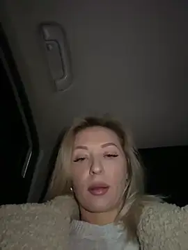 Diamond Bunny  online show from 02/25/26, 04:16