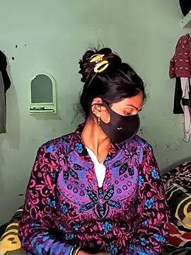 Snapshot of cute_simmy0 chatting on 01/01/25, 05:00 cute simmy0 online show from 01/01/25, 05:00