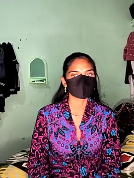 Snapshot of cute_simmy0 chatting on 01/03/25, 05:42 cute simmy0 online show from 01/03/25, 05:42