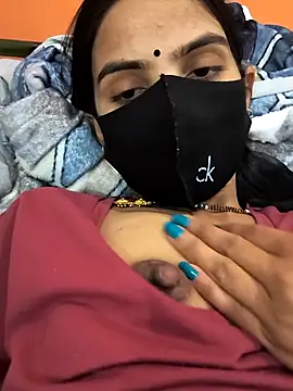 cute simmy0 online show from 04/10/26, 03:50