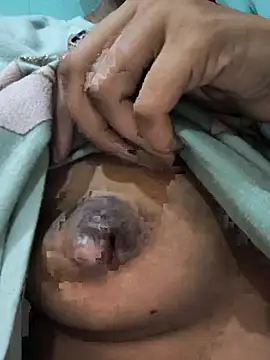 cute simmy0 online show from 07/31/26, 11:31