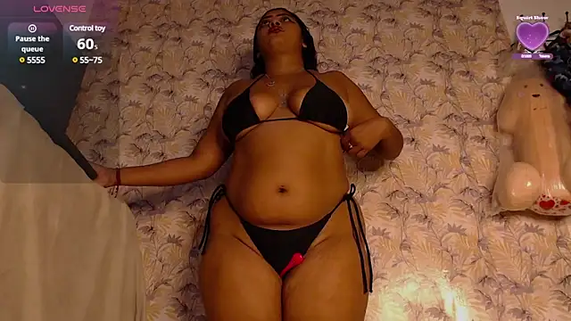 Snapshot of LaCrespaHerrera chatting on 02/19/25, 10:20 LaCrespaHerrera online show from 02/19/25, 10:20