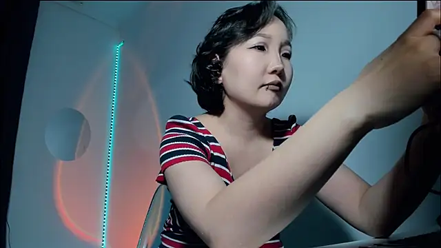 himeros goddess online show from 12/14/24, 01:50