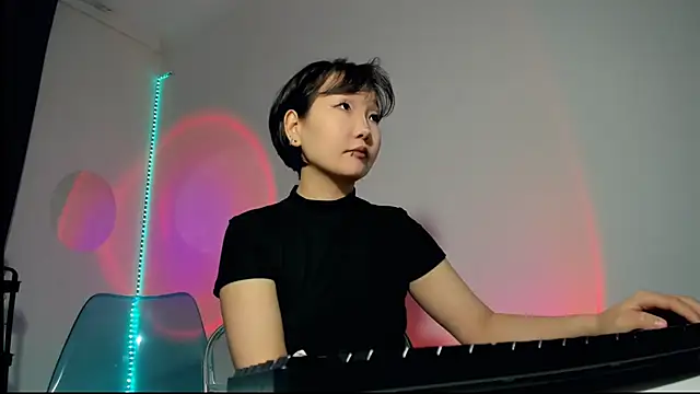 himeros goddess online show from 01/05/25, 03:11