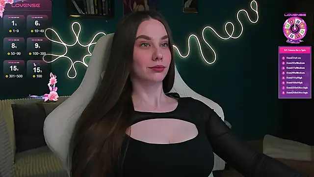 katie taylorr online show from 03/28/26, 10:09