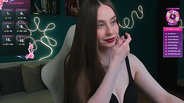 Snapshot of katie_taylorr chatting on 07/28/26, 12:07 katie taylorr online show from 07/28/26, 12:07