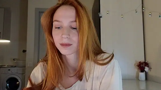 Mary Av online show from 10/22/25, 08:52