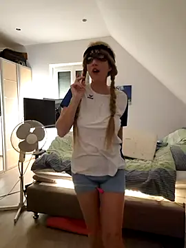 Hexe12346 online show from 11/18/25, 06:23