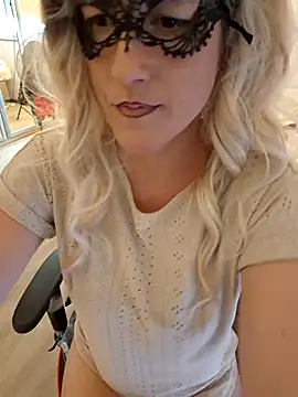 Hexe12346 online show from 04/19/26, 11:53