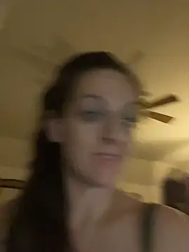 Snapshot of DavinaRay chatting on 02/18/25, 03:53 DavinaRay online show from 02/18/25, 03:53