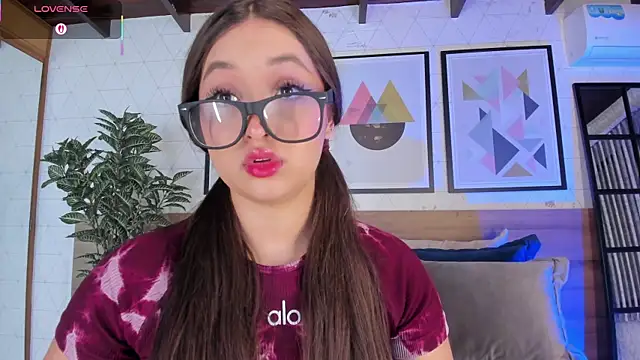 MiaKay1 online show from 11/29/25, 03:31