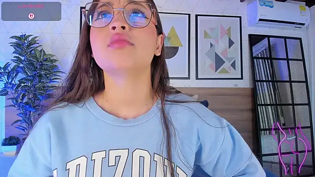 MiaKay1 online show from 02/10/26, 03:21