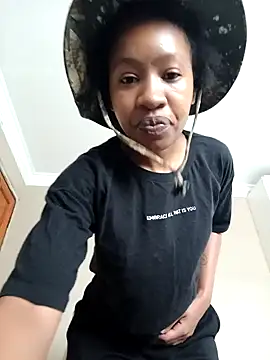 CocoSexyBabe online show from 02/06/25, 08:18