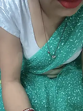 kaveerpooja947 online show from 04/03/26, 04:38