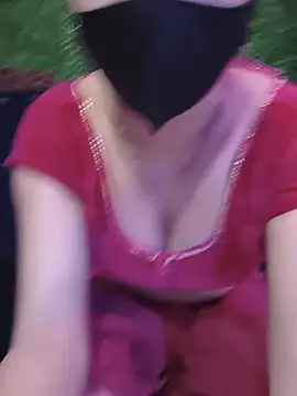 kaveerpooja947 online show from 05/18/26, 05:41