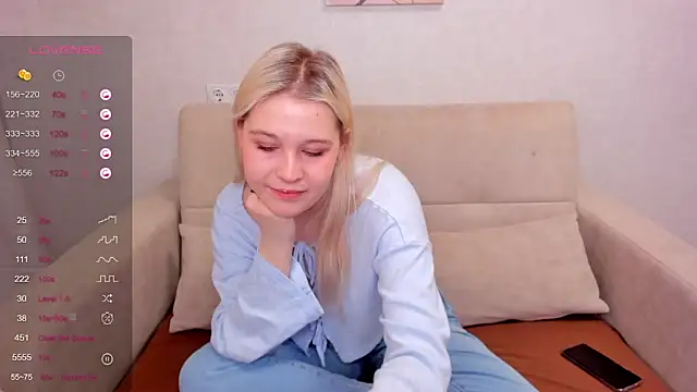 Colleen Blake online show from 01/05/25, 01:03